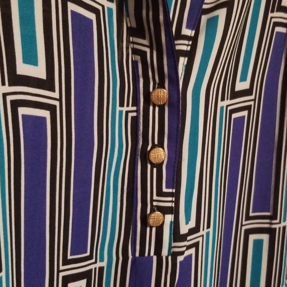 Investments printed blouse size small - Picture 5 of 5